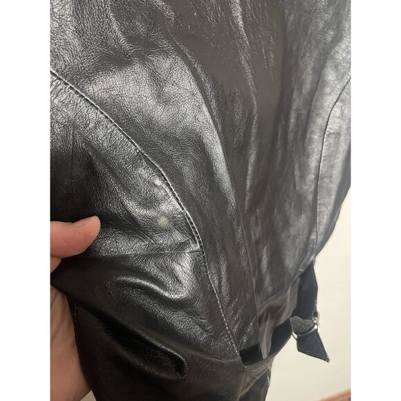 Wilson Medium Leather Vest - Picture 7 of 7